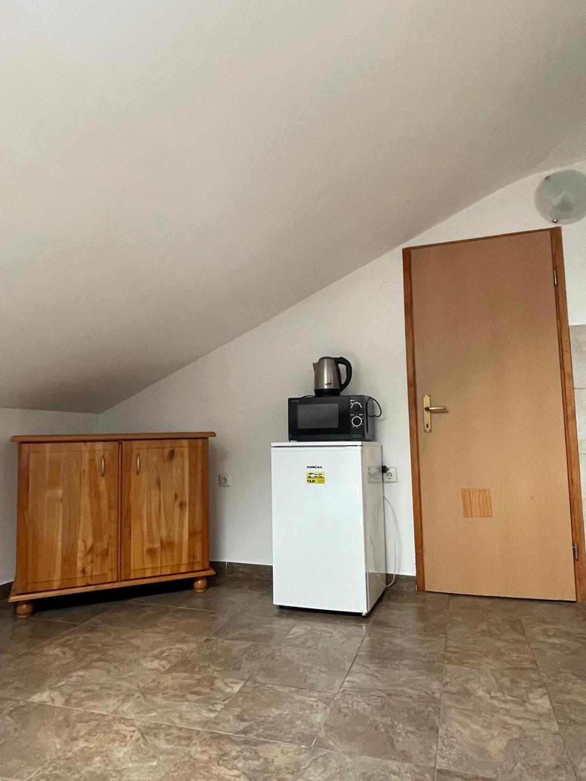 Dejan Apartment-Top Centar พูลา ภายนอก รูปภาพ