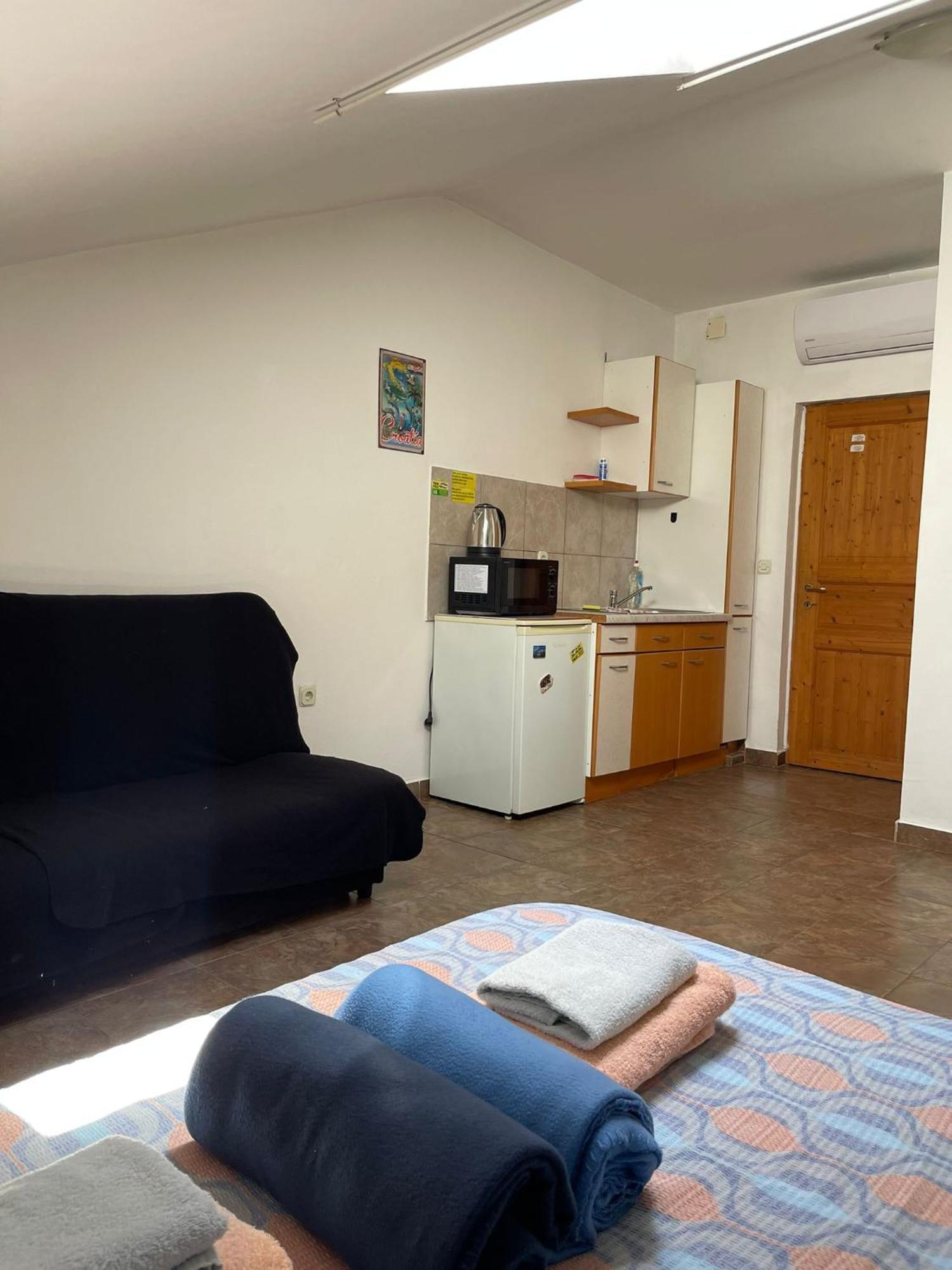 Dejan Apartment-Top Centar พูลา ภายนอก รูปภาพ