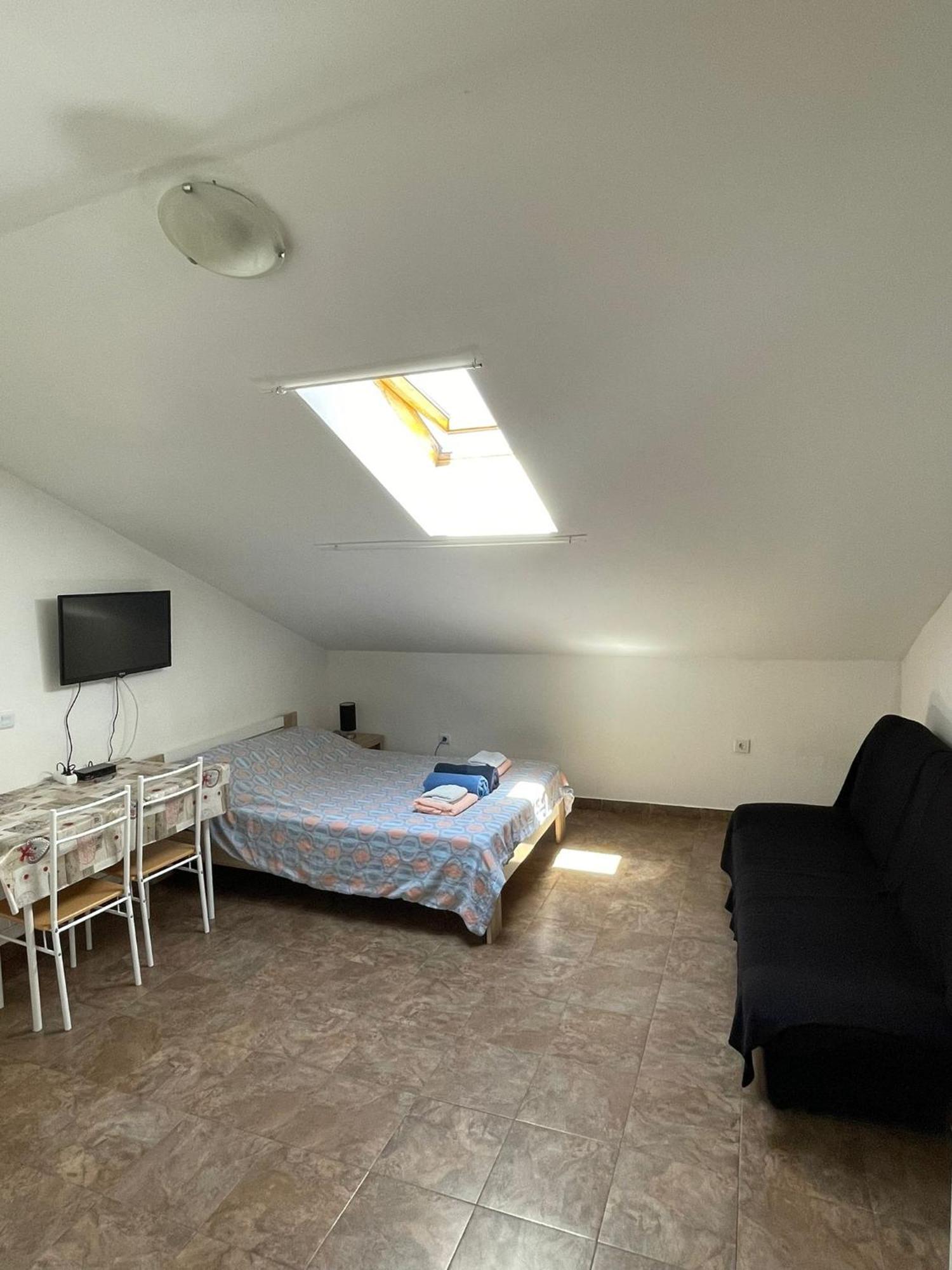 Dejan Apartment-Top Centar พูลา ภายนอก รูปภาพ