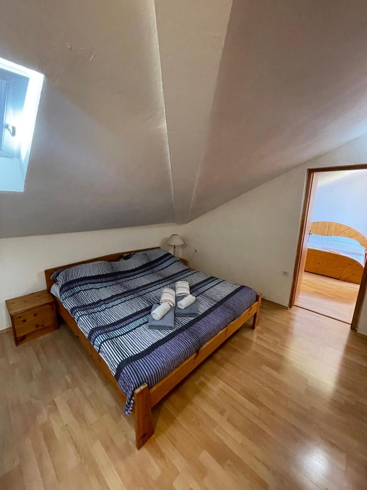 Dejan Apartment-Top Centar พูลา ภายนอก รูปภาพ